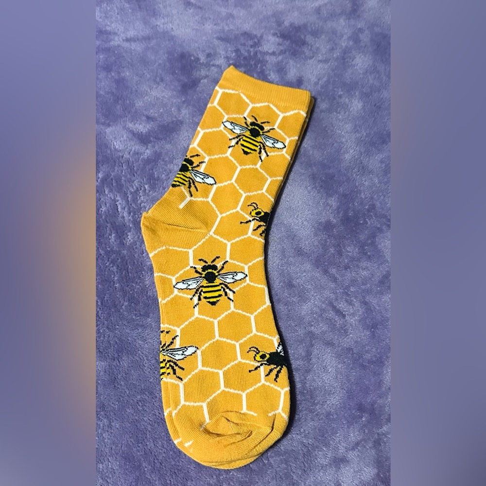 Source Unknown Honeycomb Bee Socks - Mustard